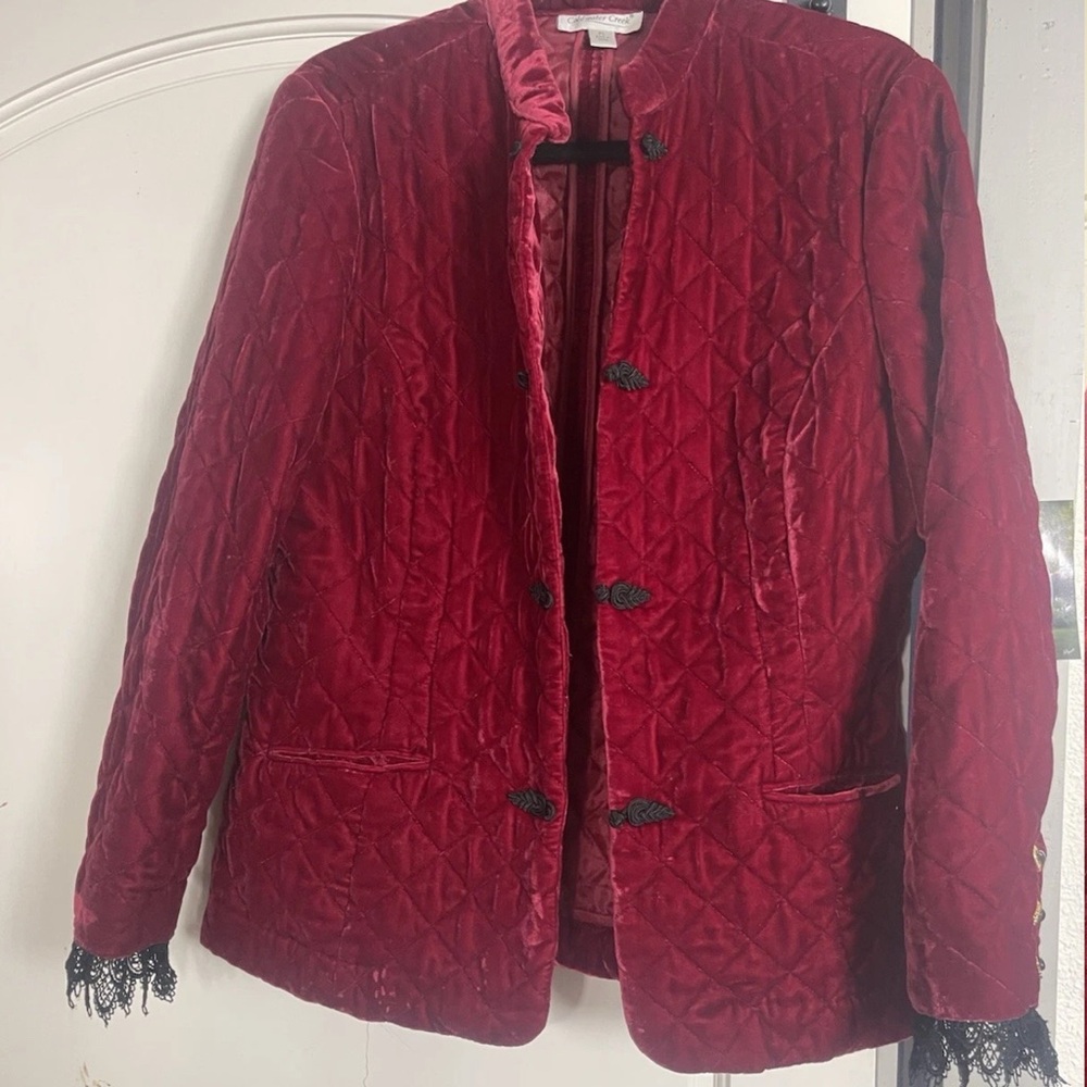 Coldwater Creek Velvet Quilted Blazer w Frog and heart buttons Black Lace Cuff
